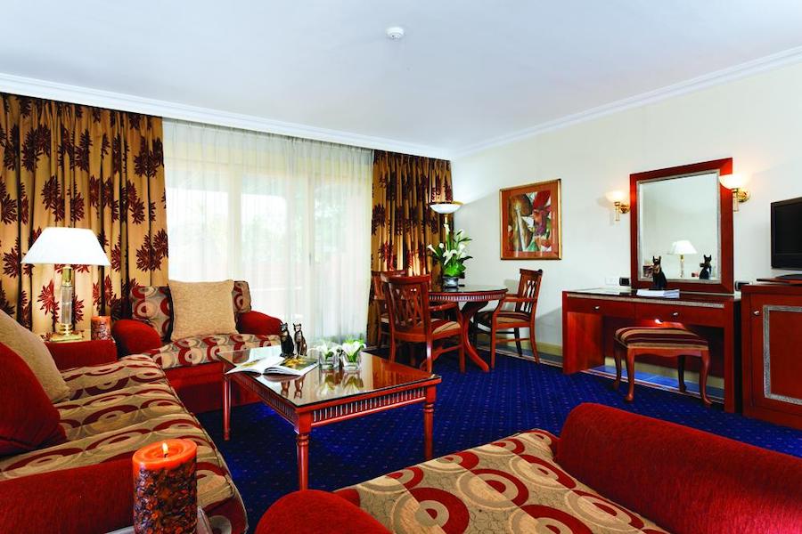 Cairo_Pyramids_Hotel_deluxe