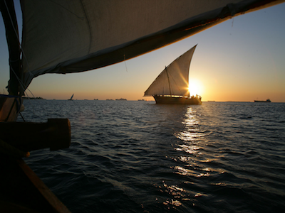 Zanzibar Tanzania sunset dhow seacruise udflugter tag med younes rejser