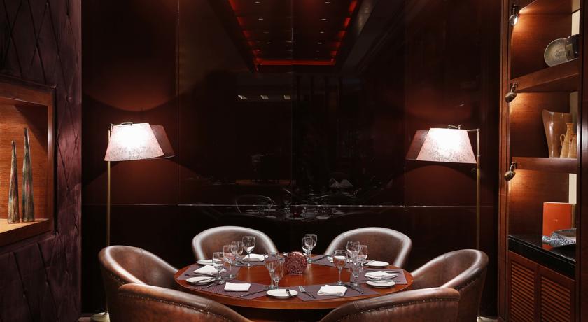 Crowne Plaza Amman restaurant night Jordan