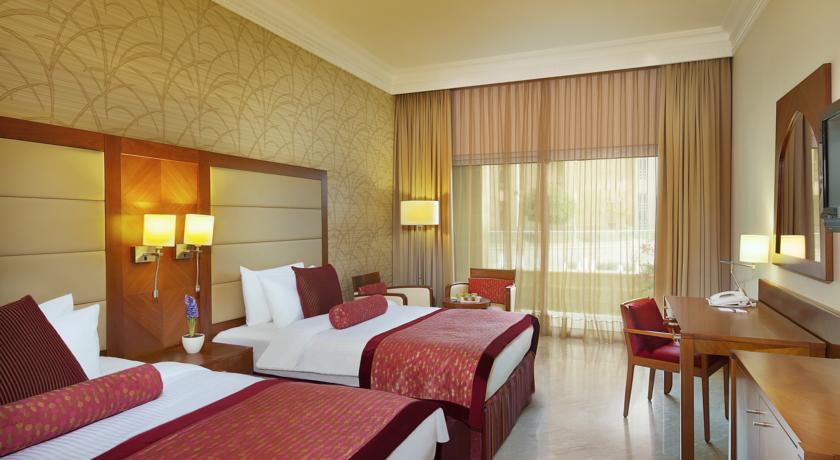 Crown Plaza Dead Sea twin room Jordan rejser til jordan dead sea younes rejser