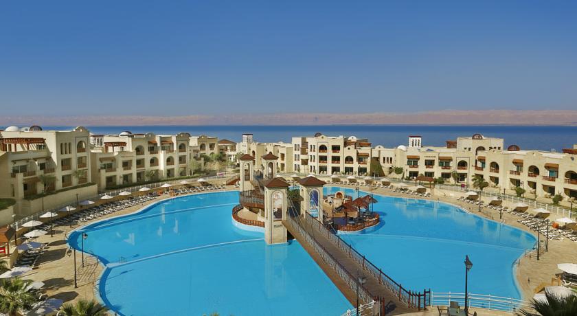 Crown Plaza Dead Sea pool Jordan rejser til jordan dead sea rejs med younes rejser