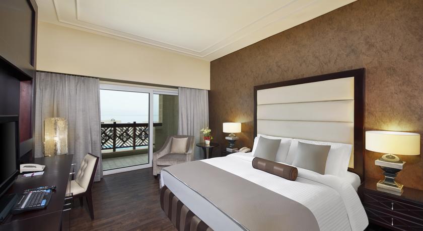 Crown Plaza Dead Sea room sea view Jordan rejser til jordan dead sea younes rejser