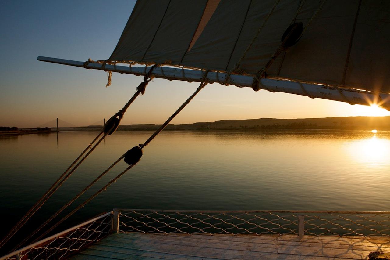 Younes Rejser Oriental Dream felucca Aswan sun set view