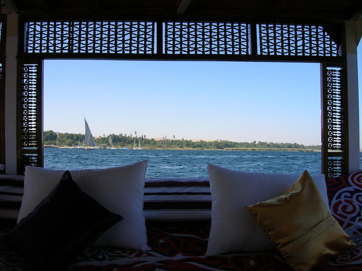 Younes Rejser Oriental Dream felucca Aswan nile view