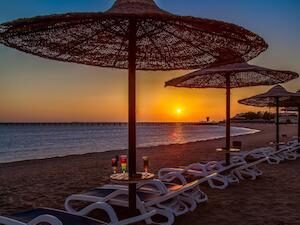 Cleopatra Luxury resort Hurghada-sunset-beach