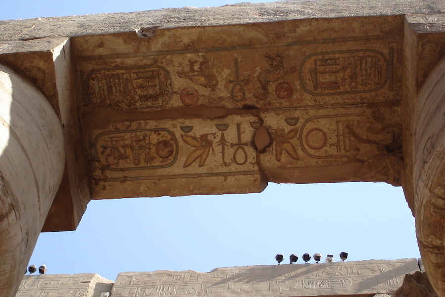 Karnak - de nye og gamle faraoer - Younes rejser