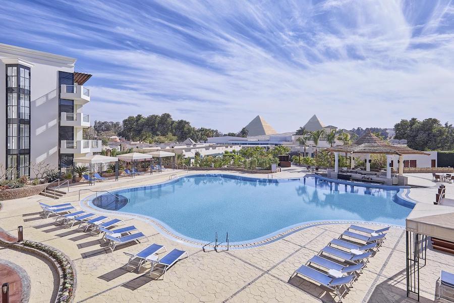 Cairo_Pyramids_Steinenberger